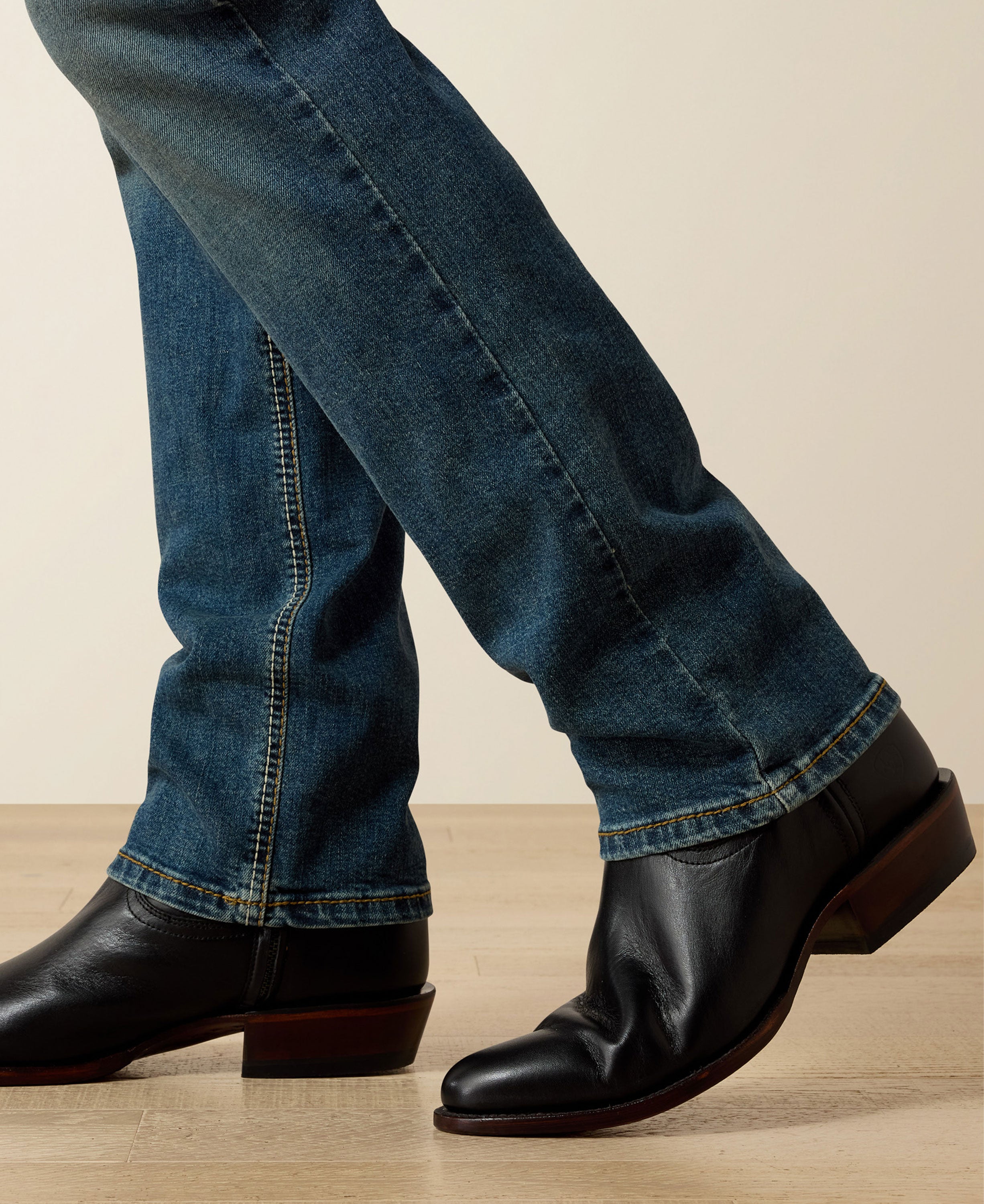 M8 Modern TekStretch Sebastian Slim Leg Jean - Grafton