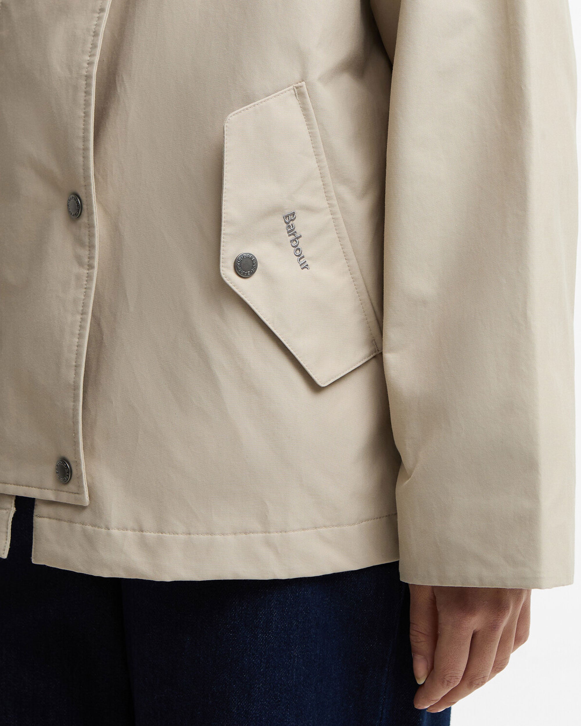 Kingswood Showerproof Jacket - Light Sand/Navy Gingham