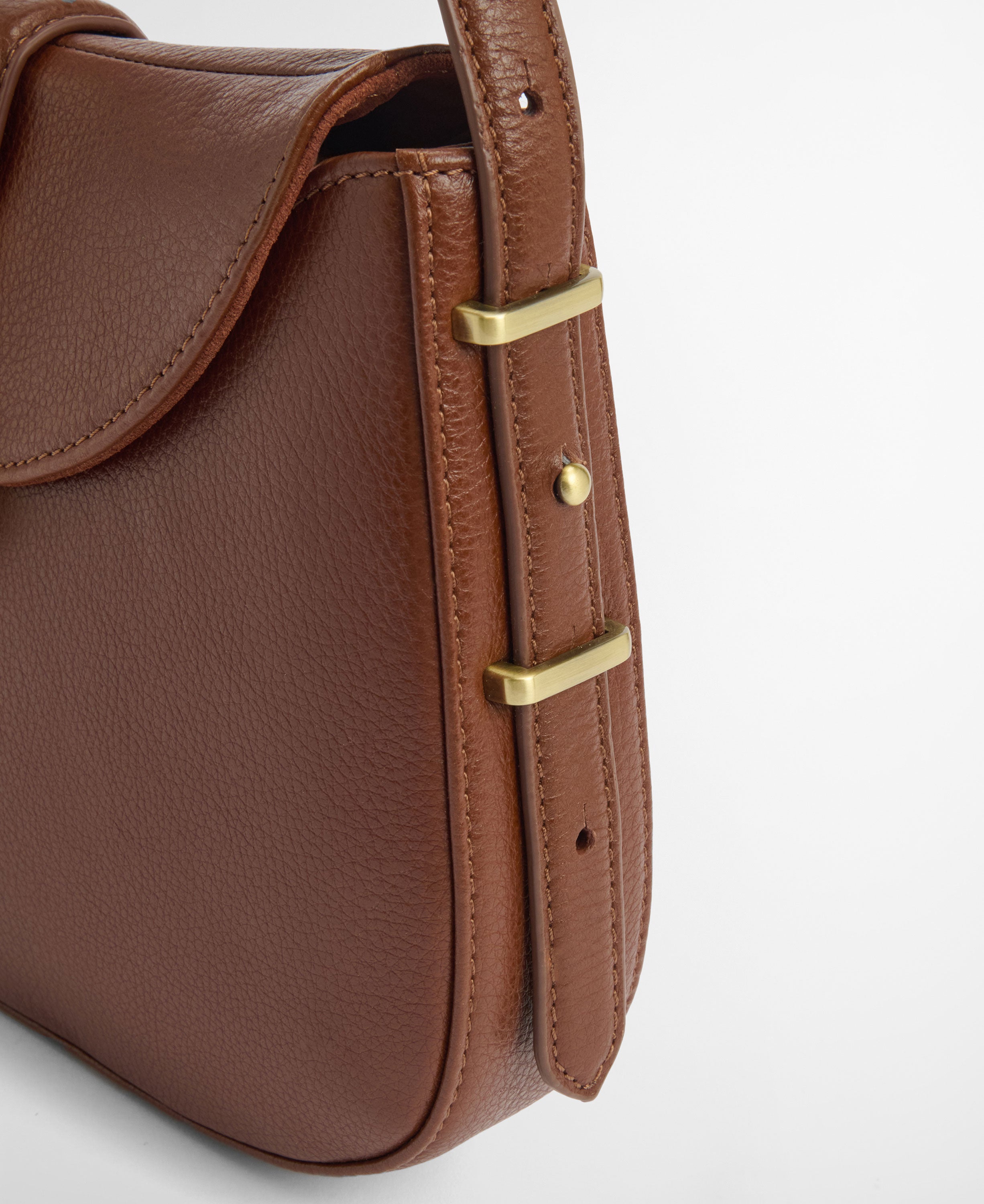 Alder Leather Sling Bag - Brown