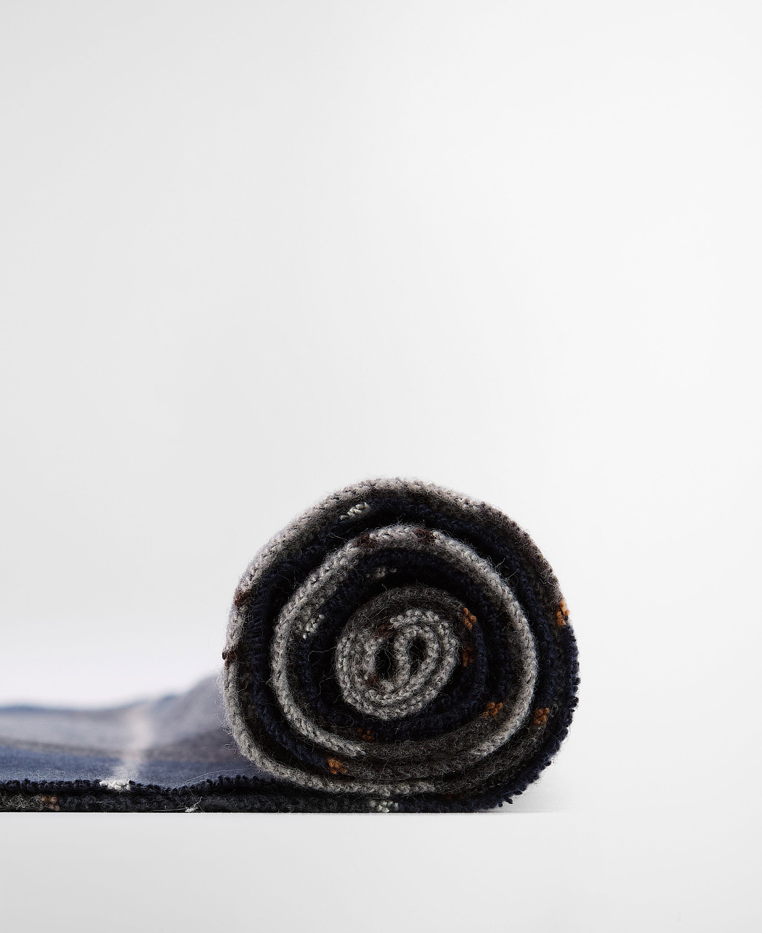 Galingale Tartan Scarf - Grey Midnight Tartan