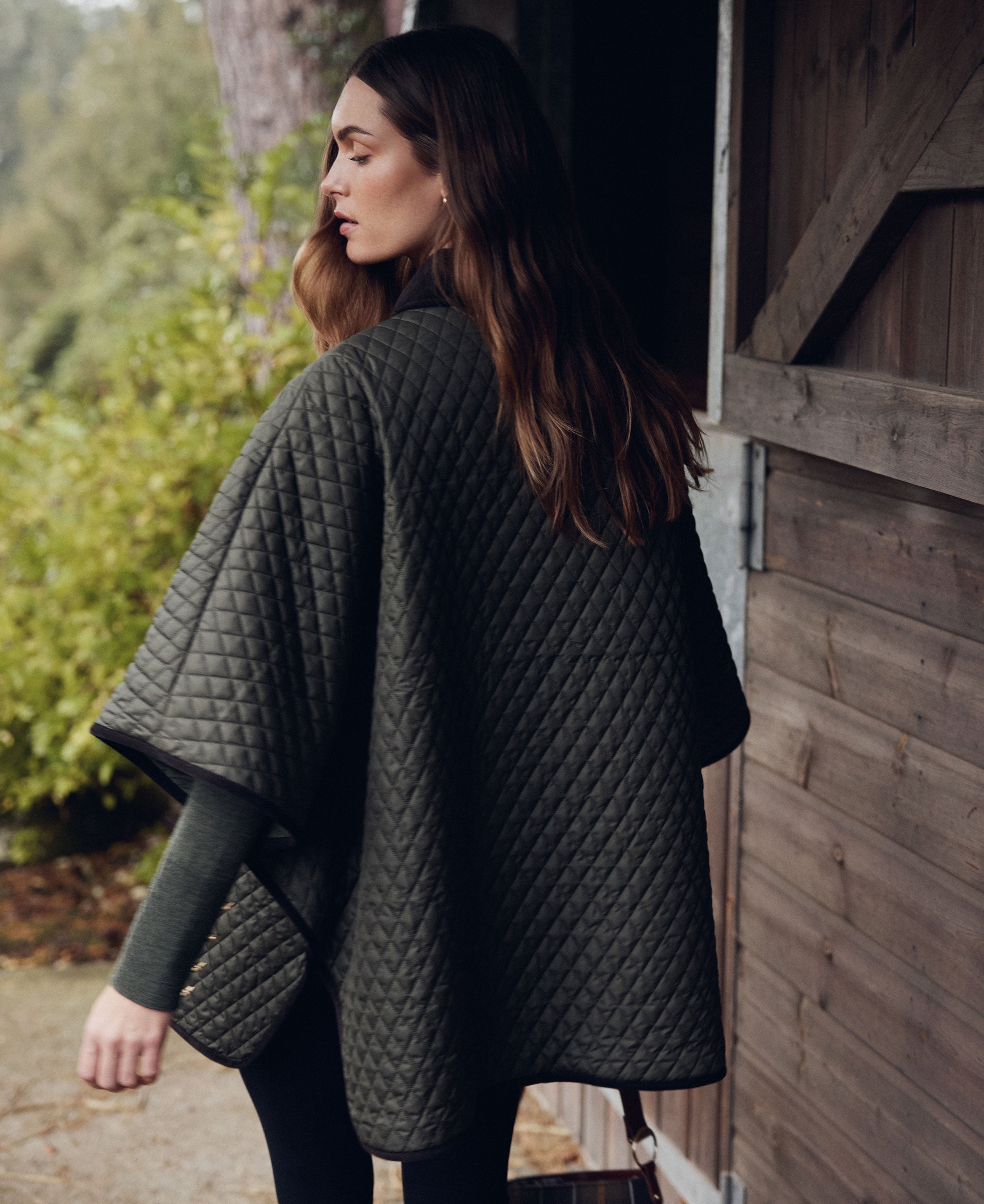 Oakham Quilted Cape - Olive