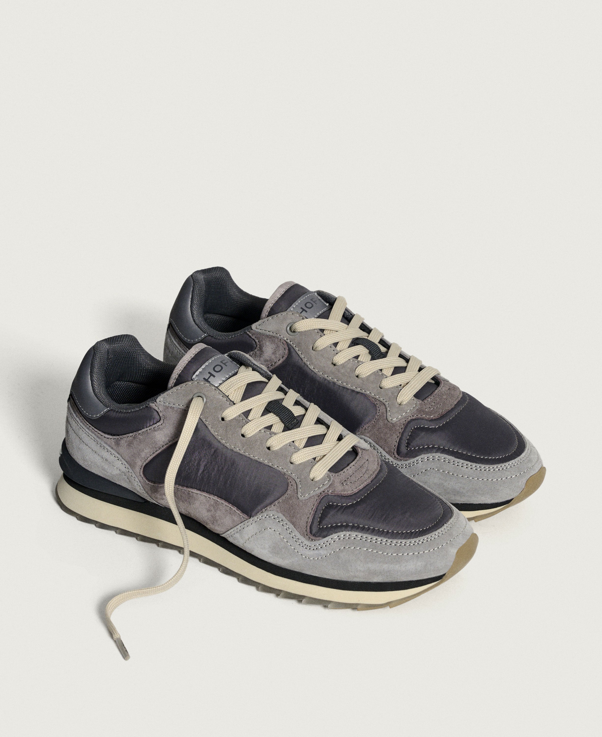 Berlin City Trainers - Silver/Grey