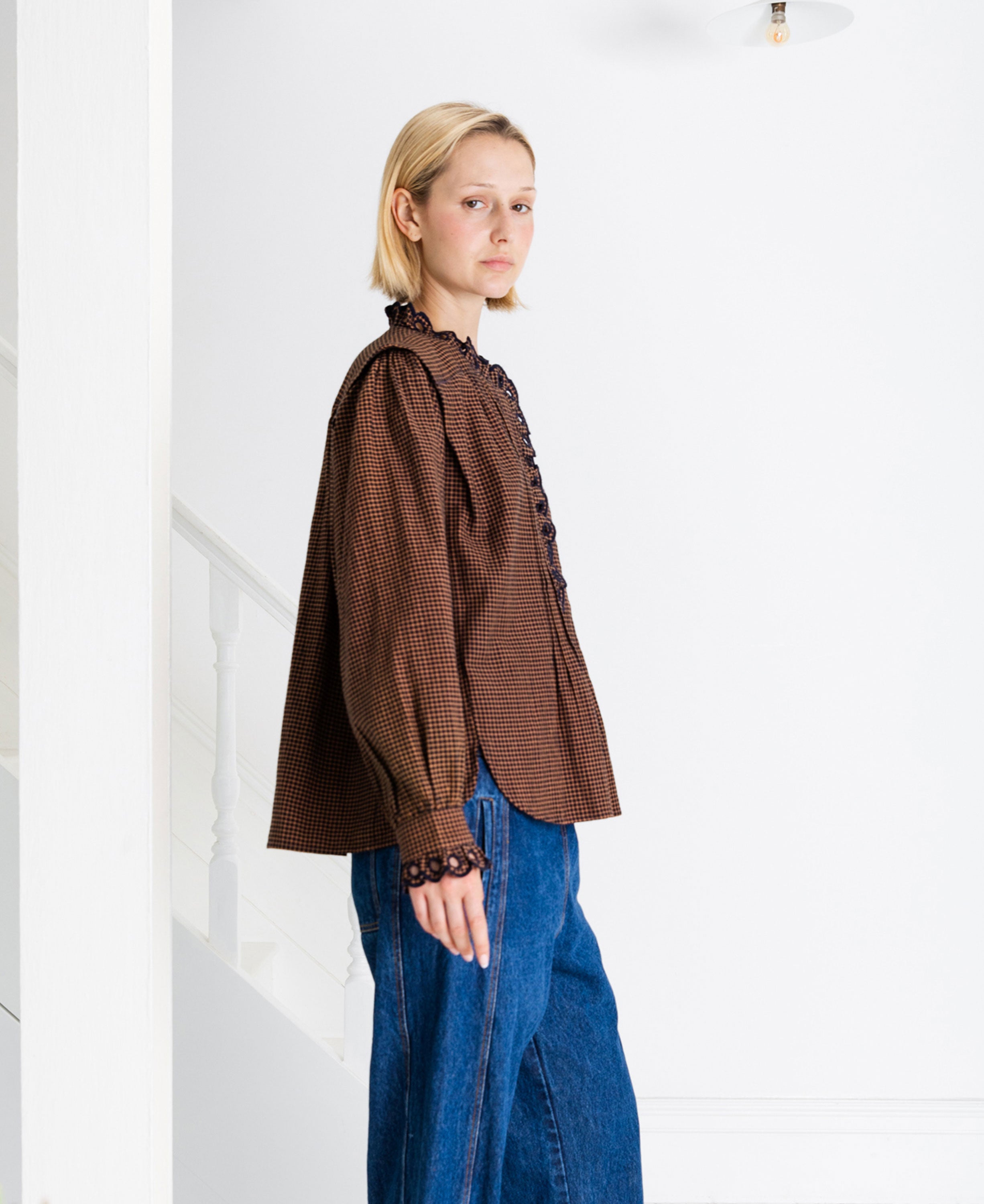 Etienne Scalloped Placket Shirt - Midnight/Tan