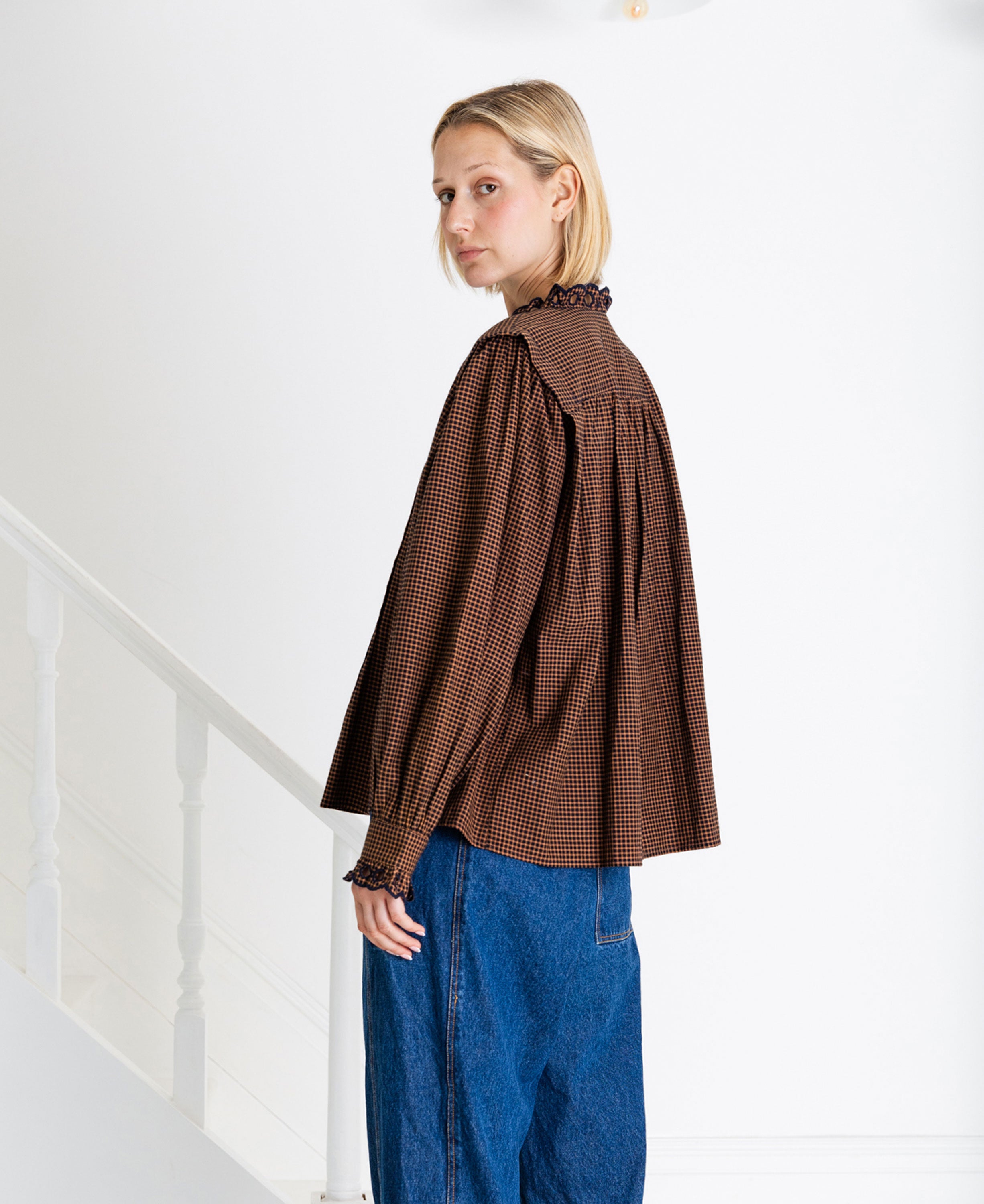 Etienne Scalloped Placket Shirt - Midnight/Tan