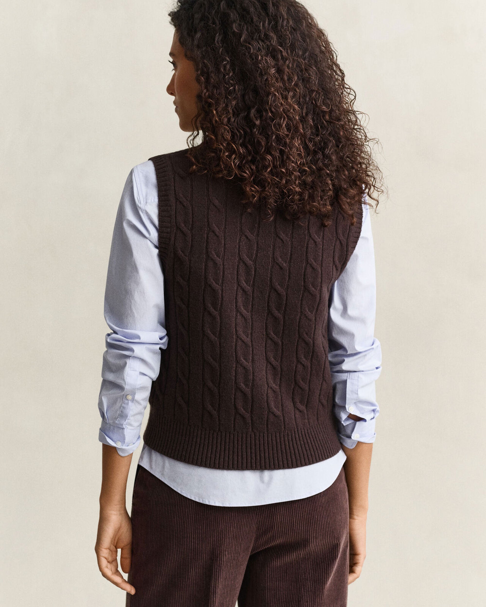 Lambswool Cable Knit Vest - Deep Brown