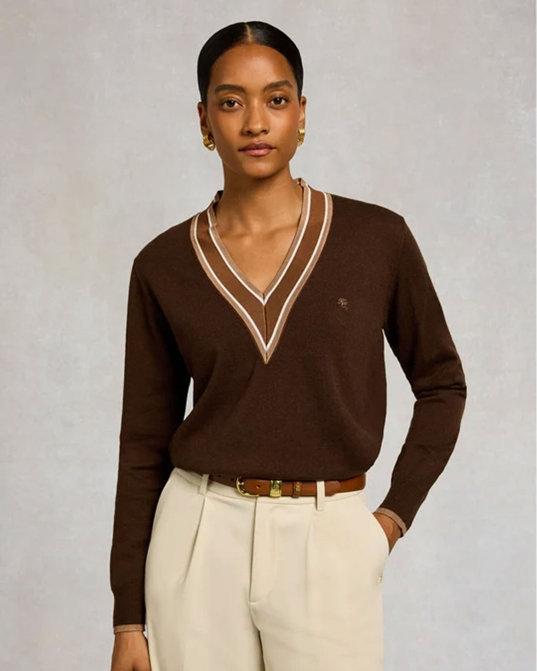 Woodcote V-Neck Knit - Chocolate