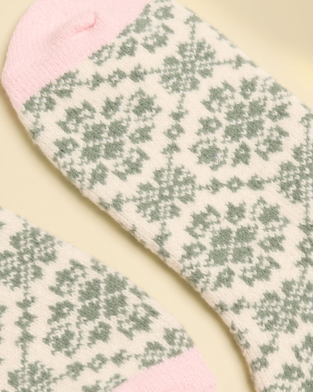 Cosy Geo Socks - Khaki Green Geo