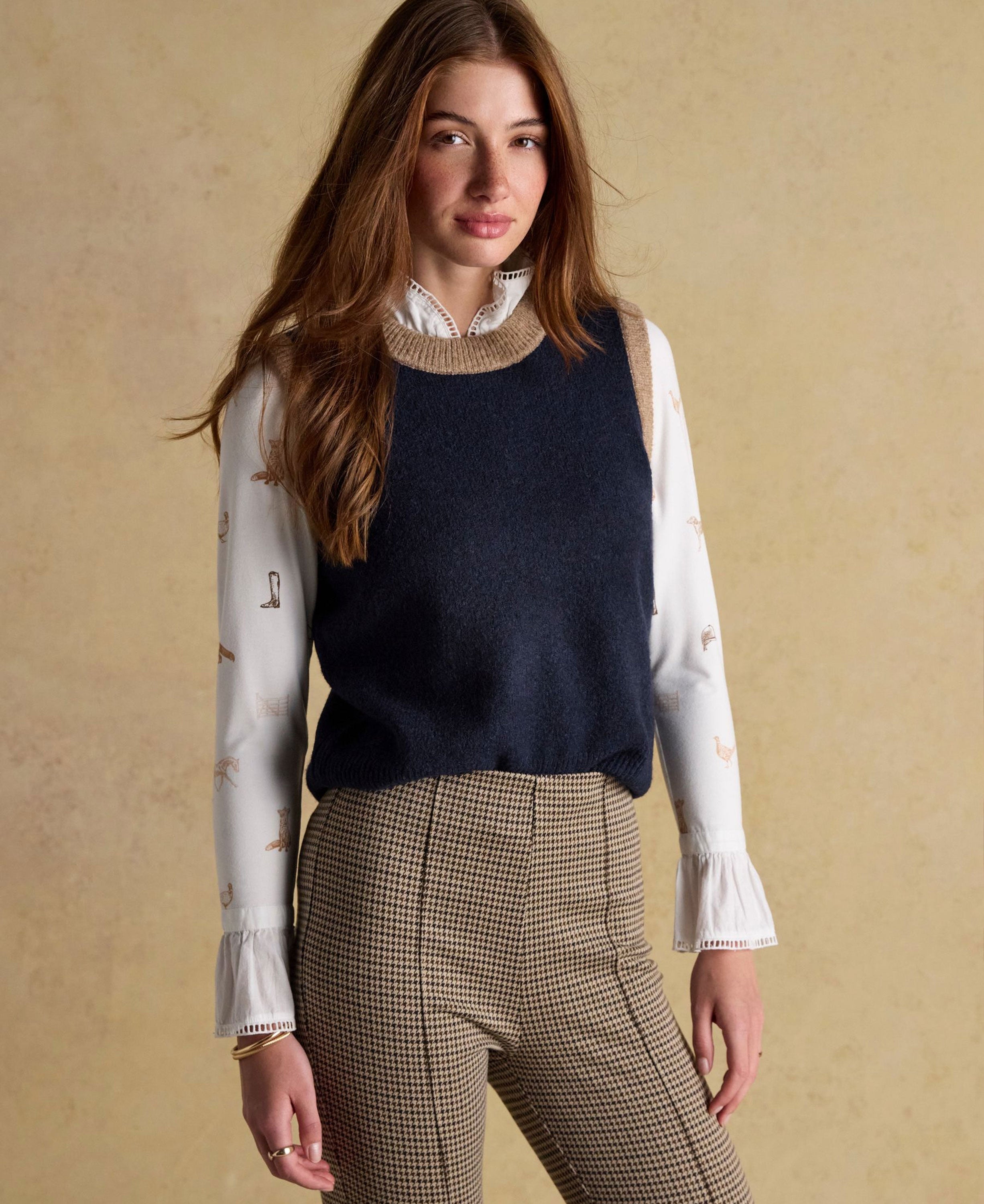 Holly Knitted Vest - Navy/Camel