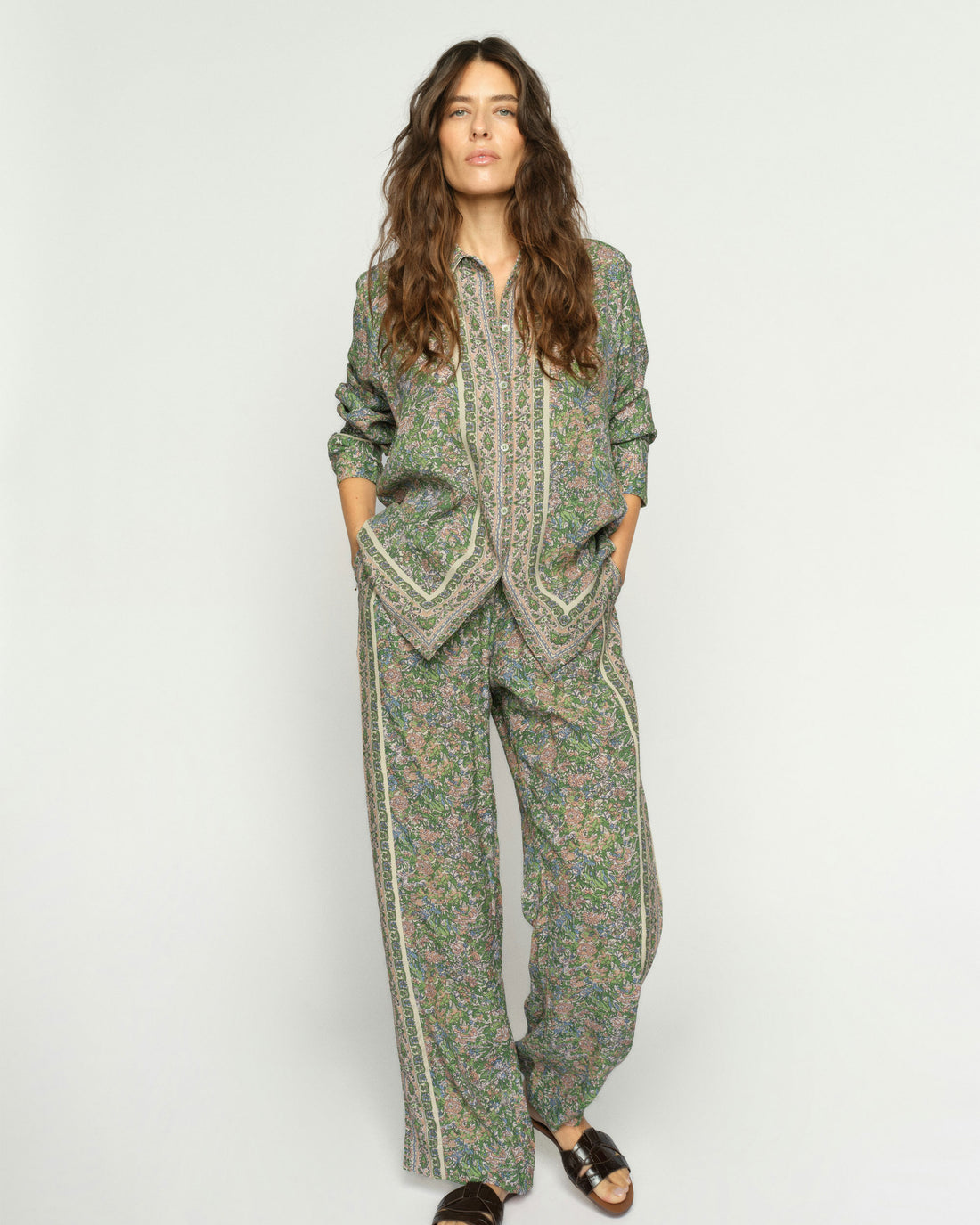 Bala Flowish Orchid Pant - Turf Green