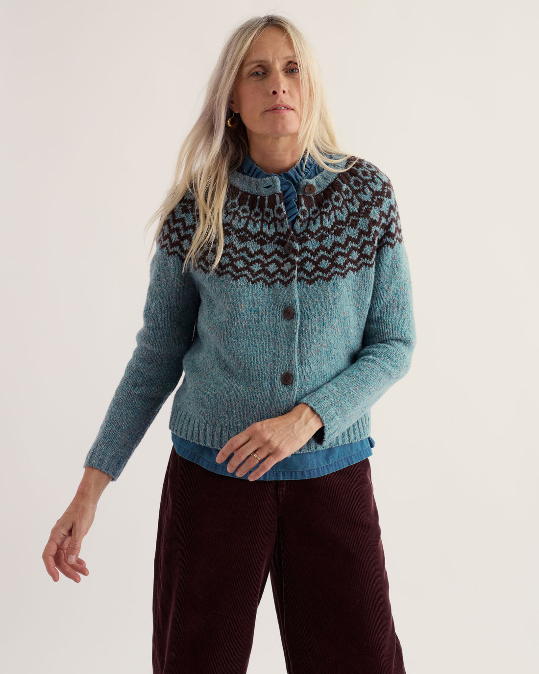 Port Kinnis Cardigan - Wag Tail Lichen Seedbed