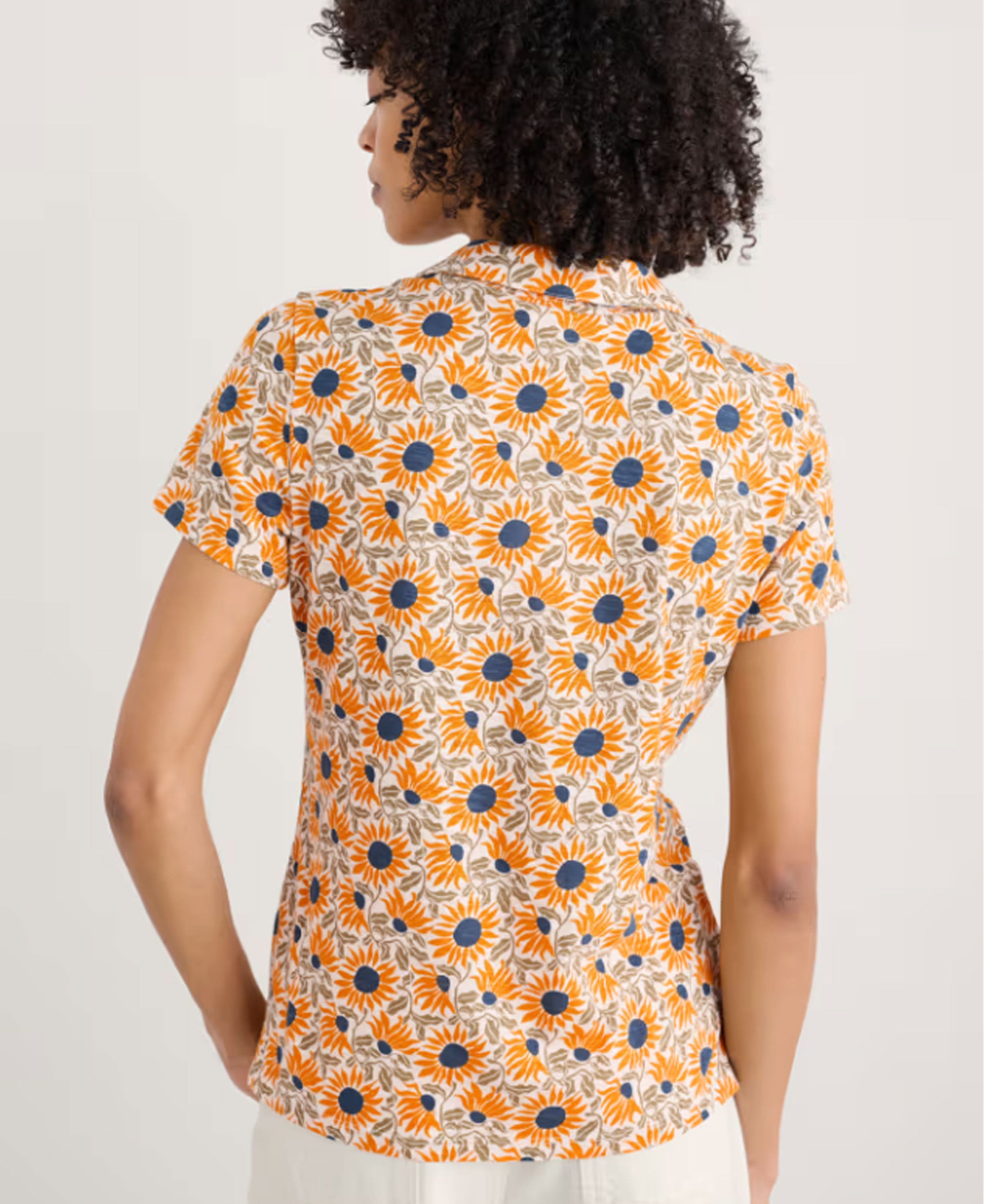 Wavecrest Shirt - Bold Sunflower Daylily