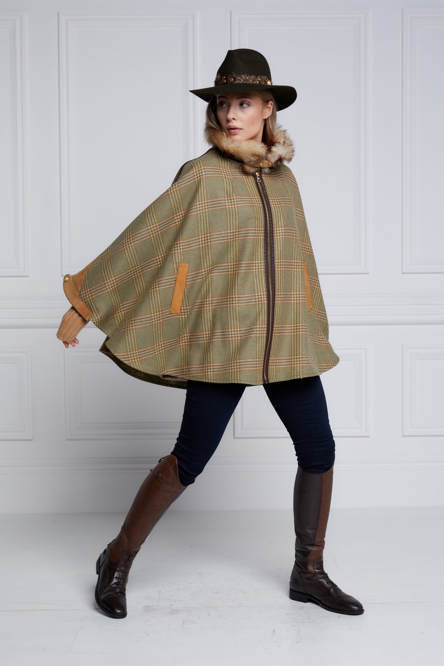 Chiltern Tweed Cape - Leveret