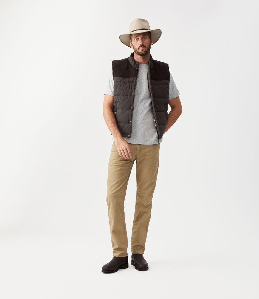 Carnarvon Gilet - Chocolate