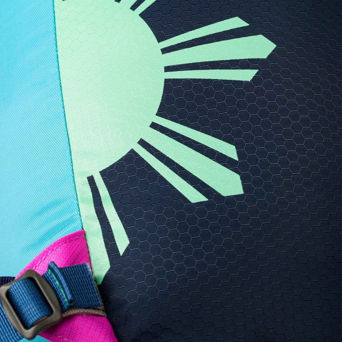 Luzon 18L Backpack - Del Dia
