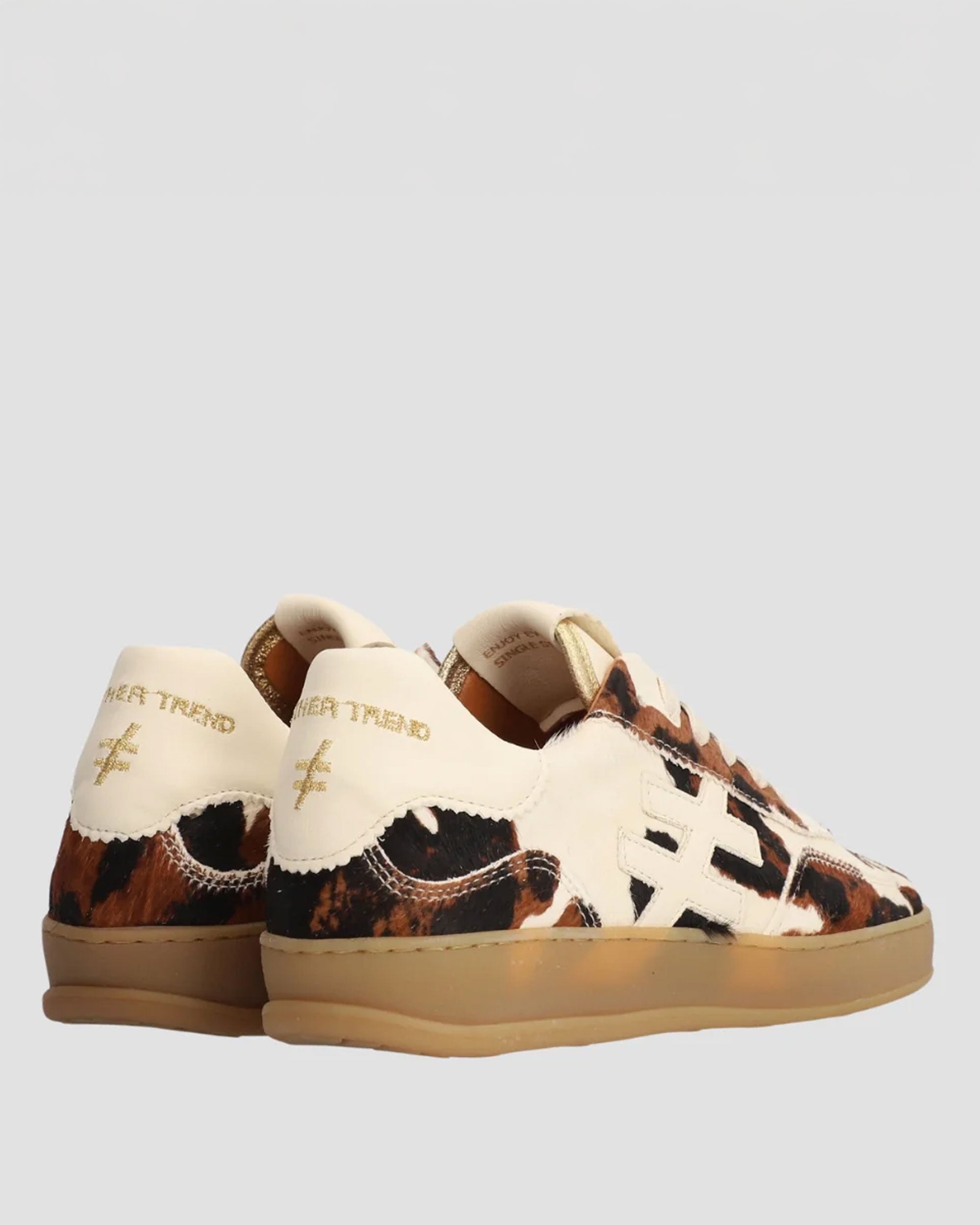 Iconic 2 Trainer - Vaca