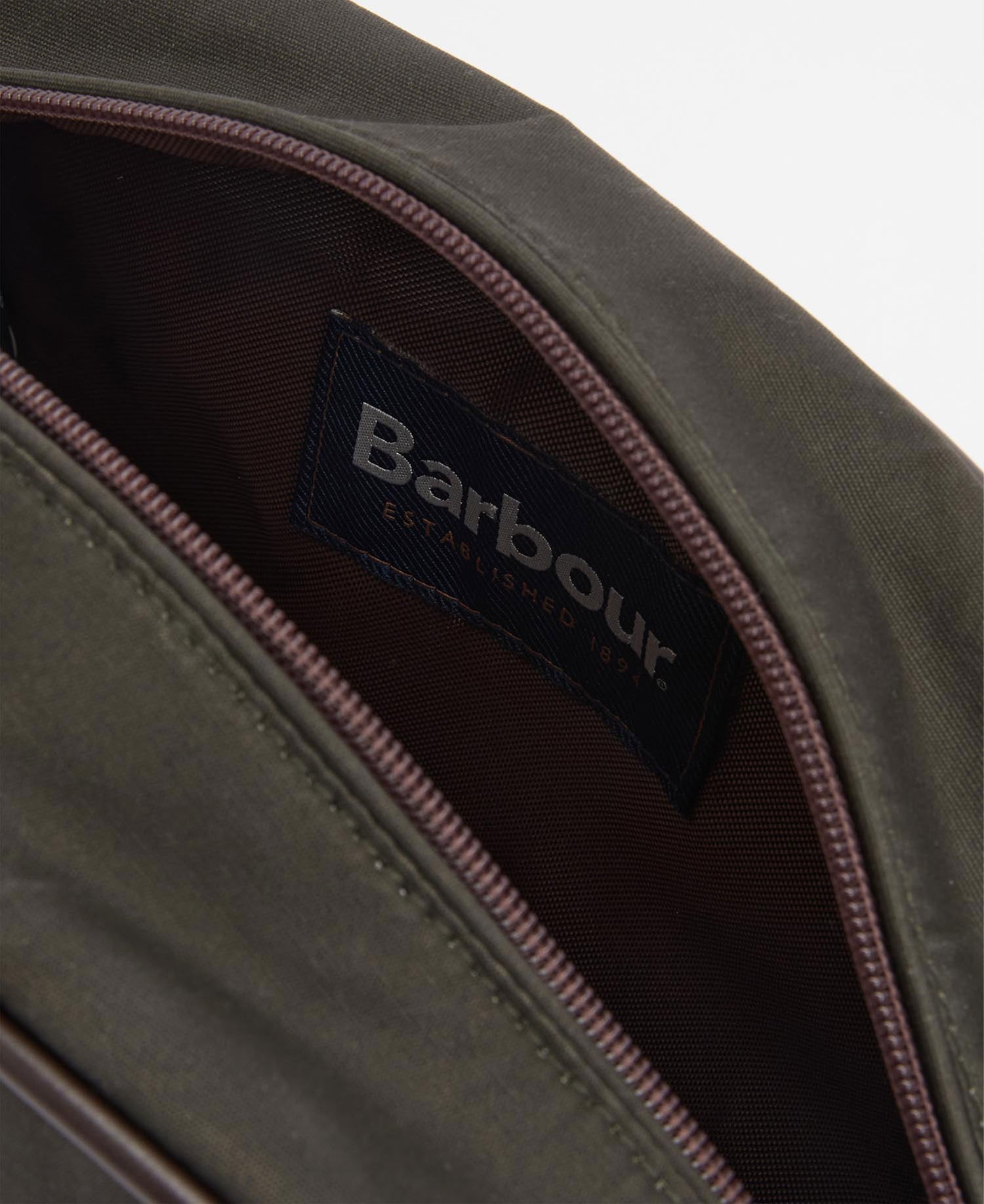 Waxed Washbag - Olive/Beacon