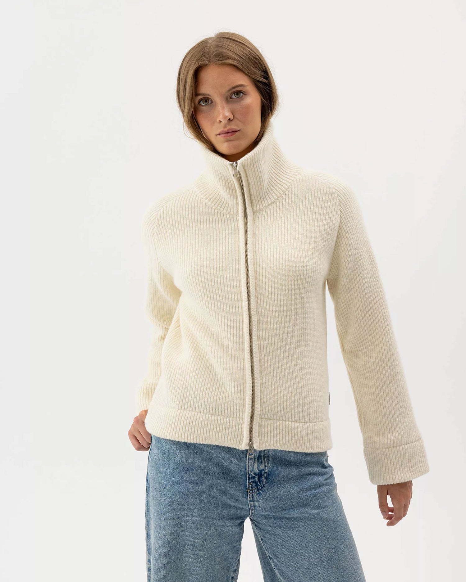 Essie Full Zip Windproof - Whisper White