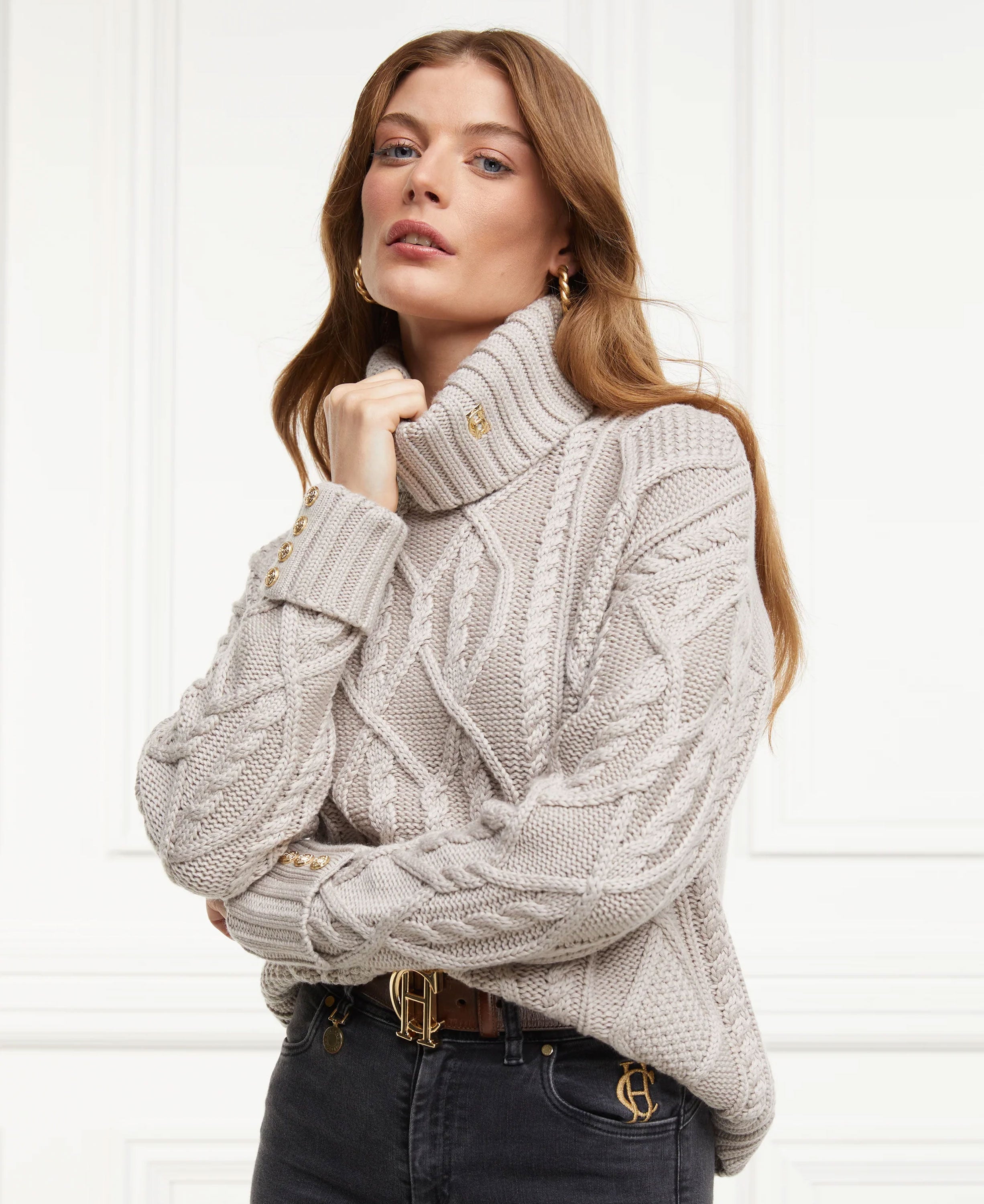 Noveli Cable Knit - Taupe