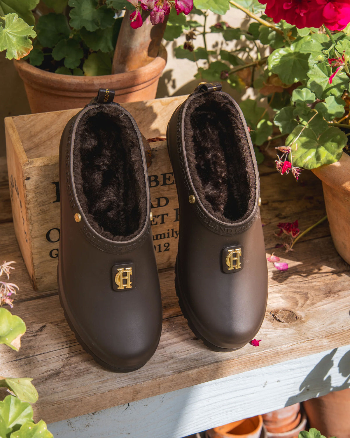 Sherpa Lined Gardening Loafer - Chocolate Matte Gold