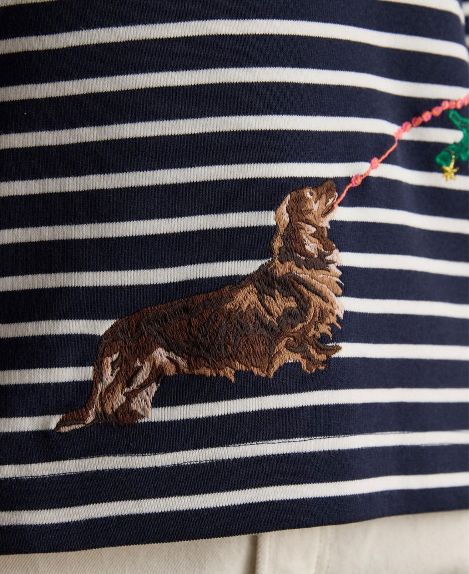Christmas Harbour - Navy/White Dog