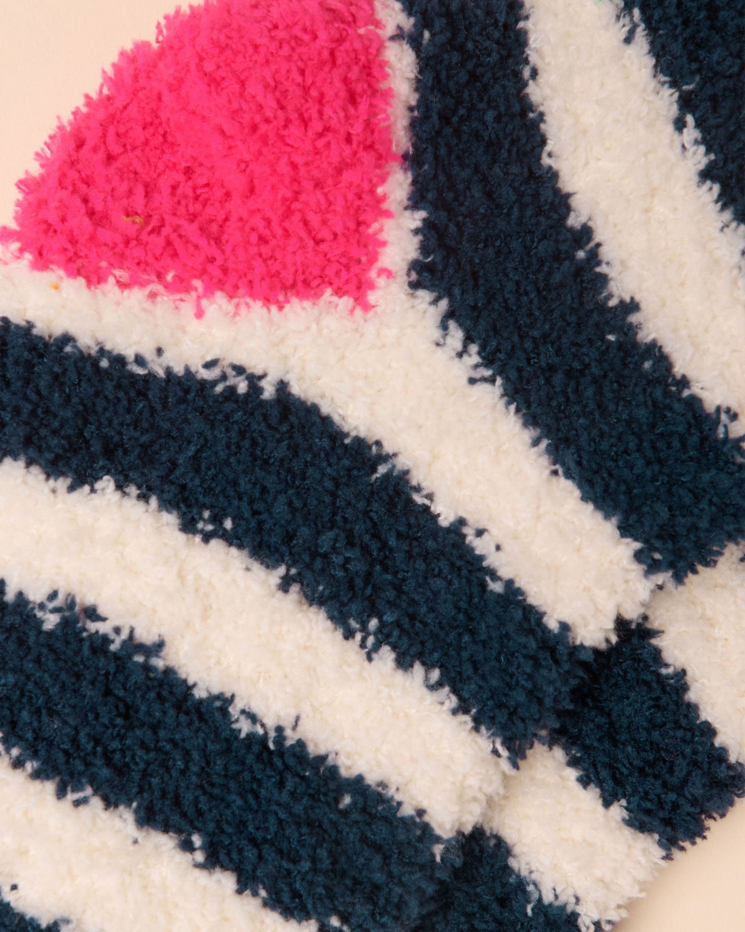 Fluffy Socks - Navy Cream Stripe
