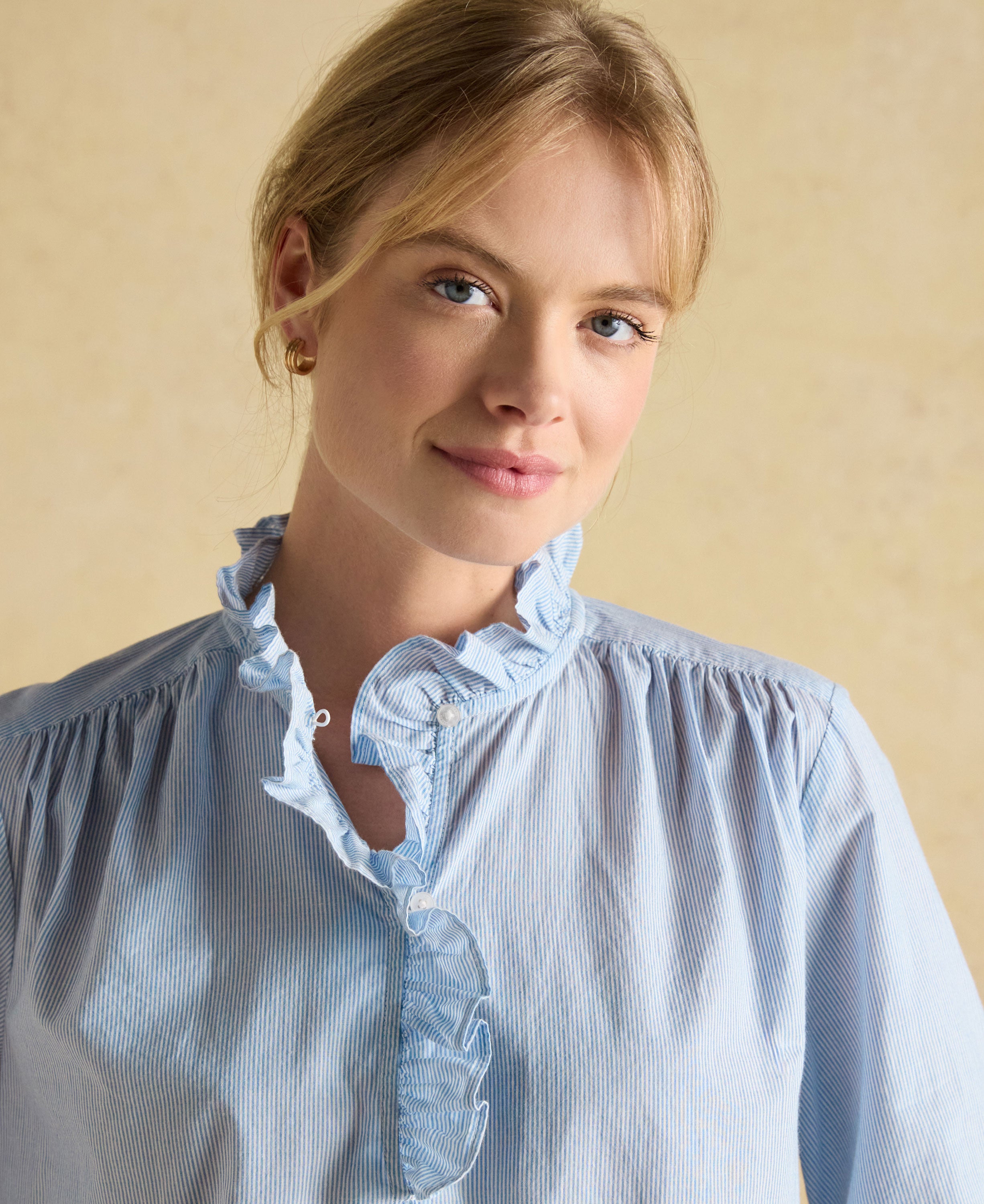 Melanie Cotton Ruffle Blouse - Blue/White