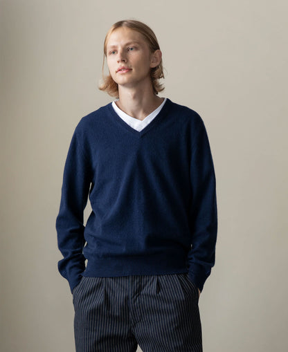 Cashmere V Neck Jumper - Cosmos