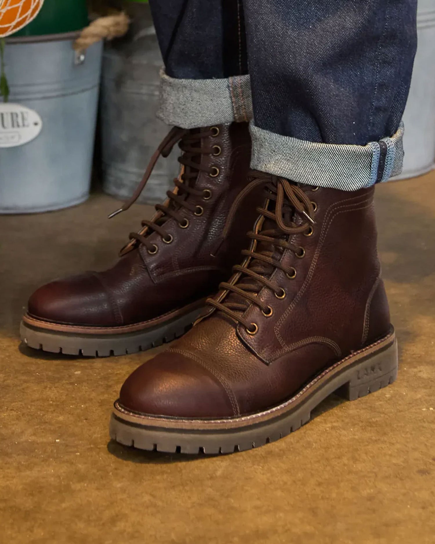 Dinckley Boots - Chestnut Grained