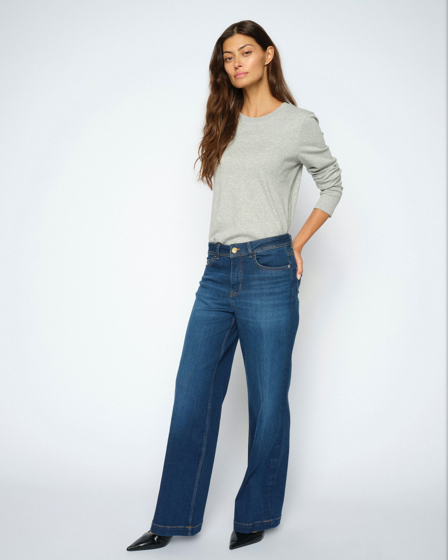 Dara Deluxe Jeans - Blue
