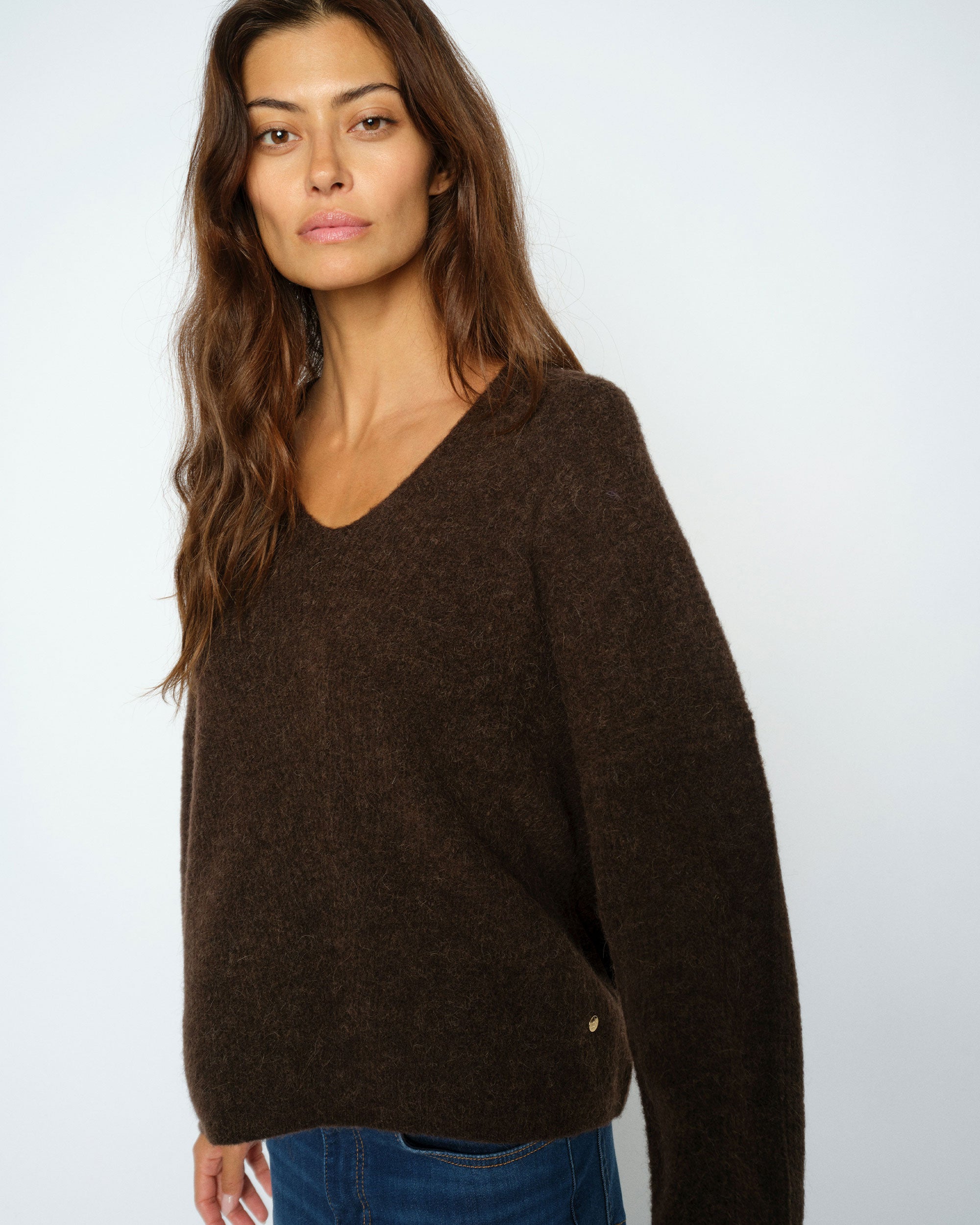 Thora V-Neck Knit - Delicioso