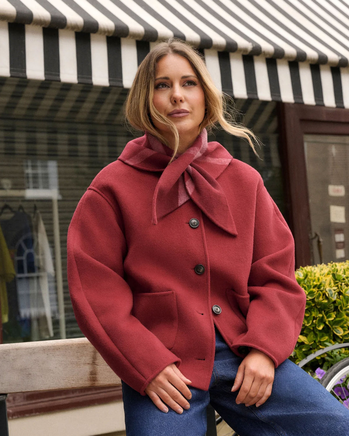 Tie Neck Jacket - Red