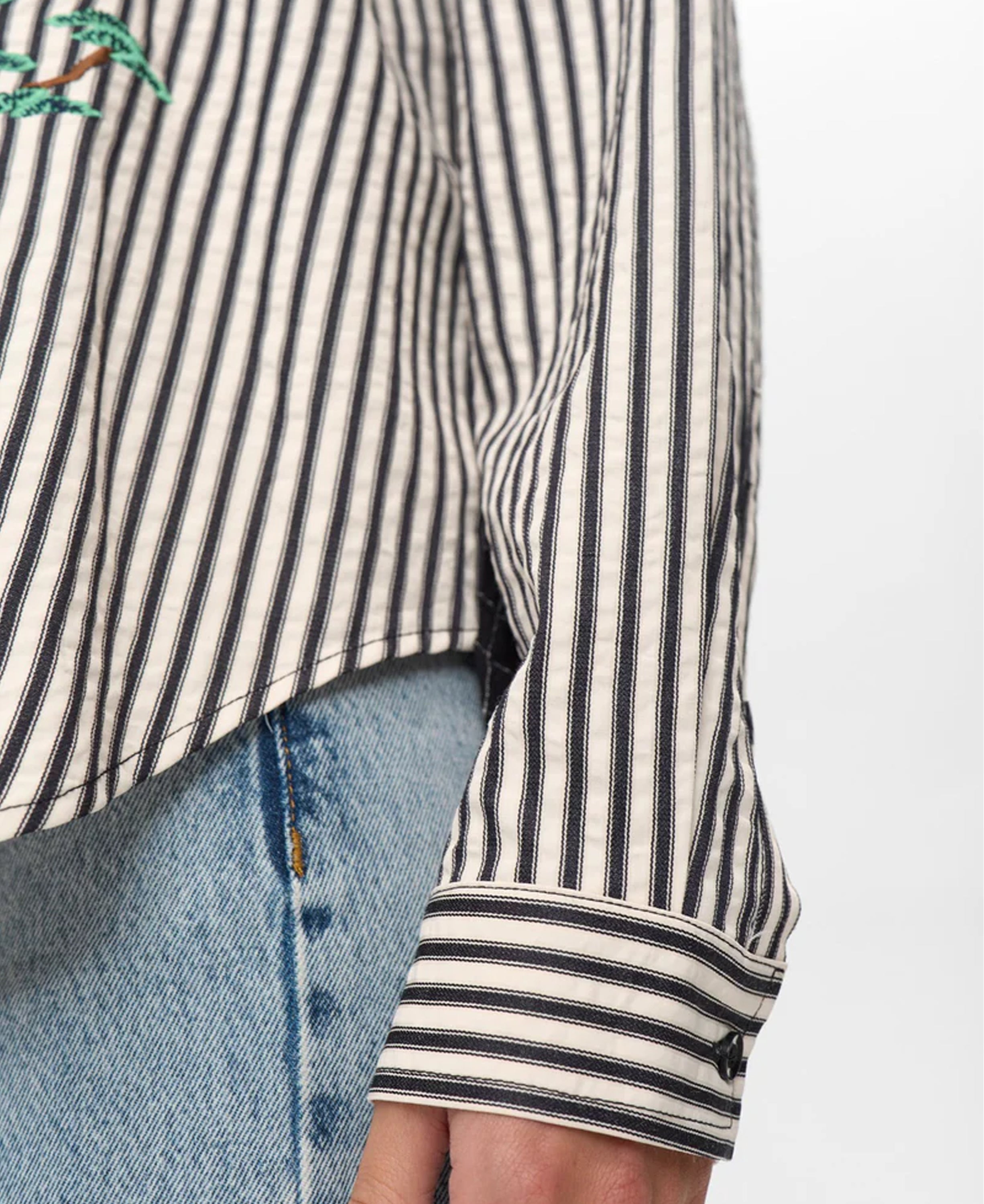 Numiso Shirt - Caviar