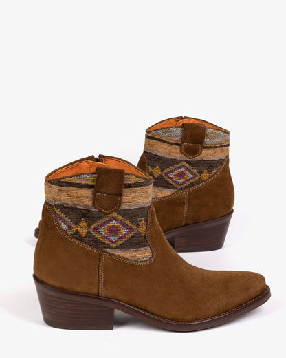 Cassidy Killim Boot - Peat