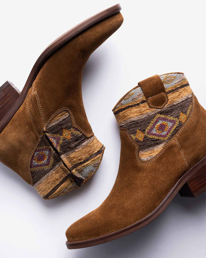 Cassidy Killim Boot - Peat