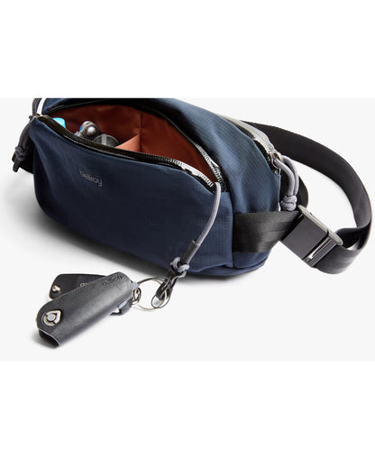 Venture Ready Sling 2.5L - Nightsky