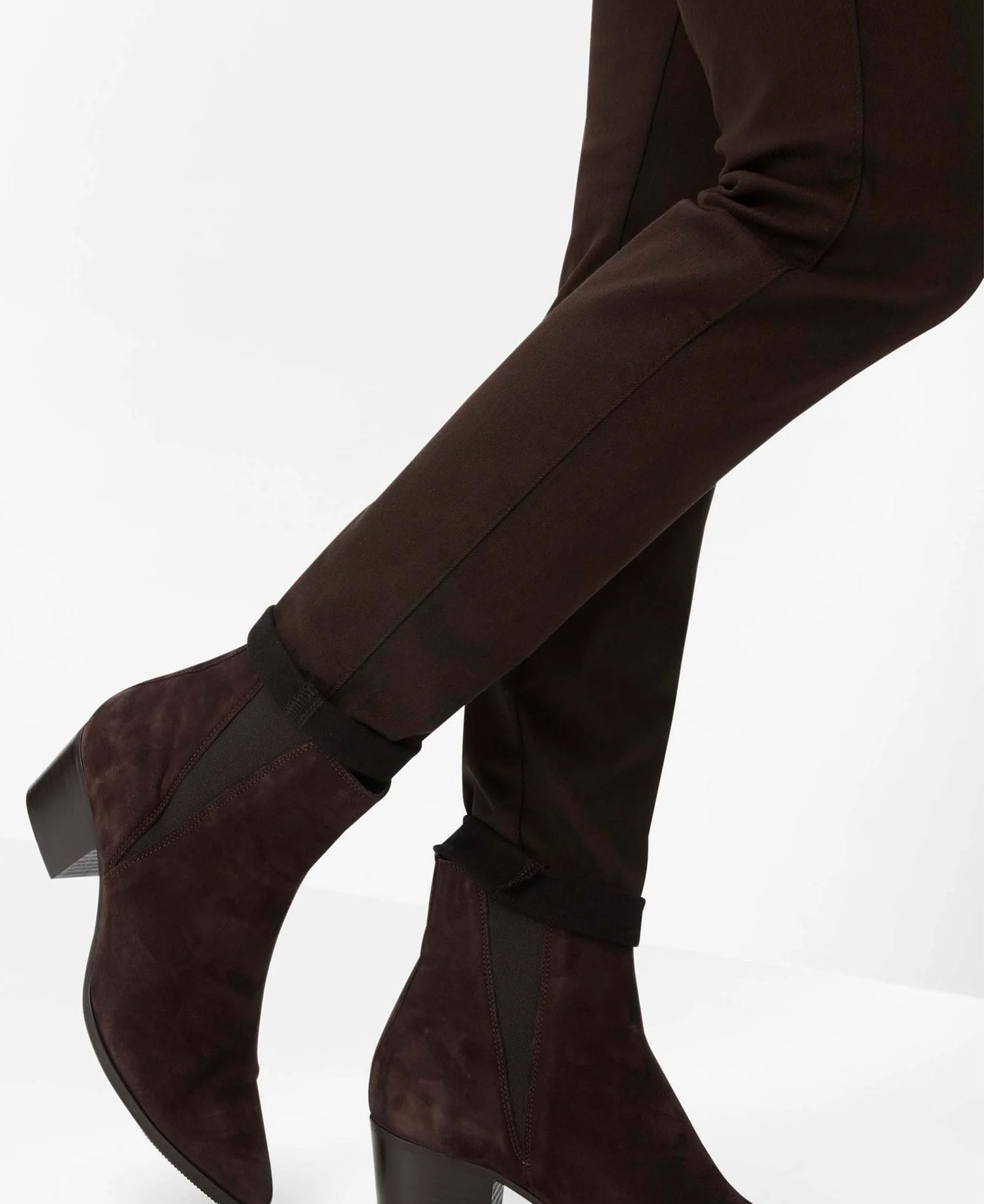 Shakira Jeans - Dark Chocolate