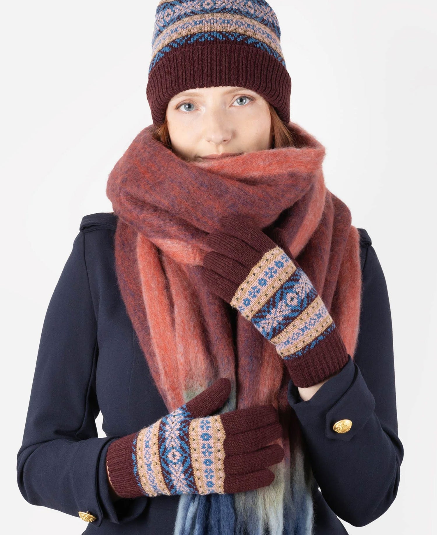Soft Blanket Scarf With Contrast Edges - Claret/Navy