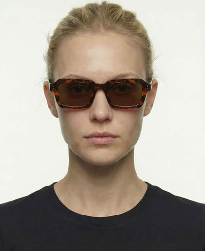 Holme Sunglasses - Havana Brown