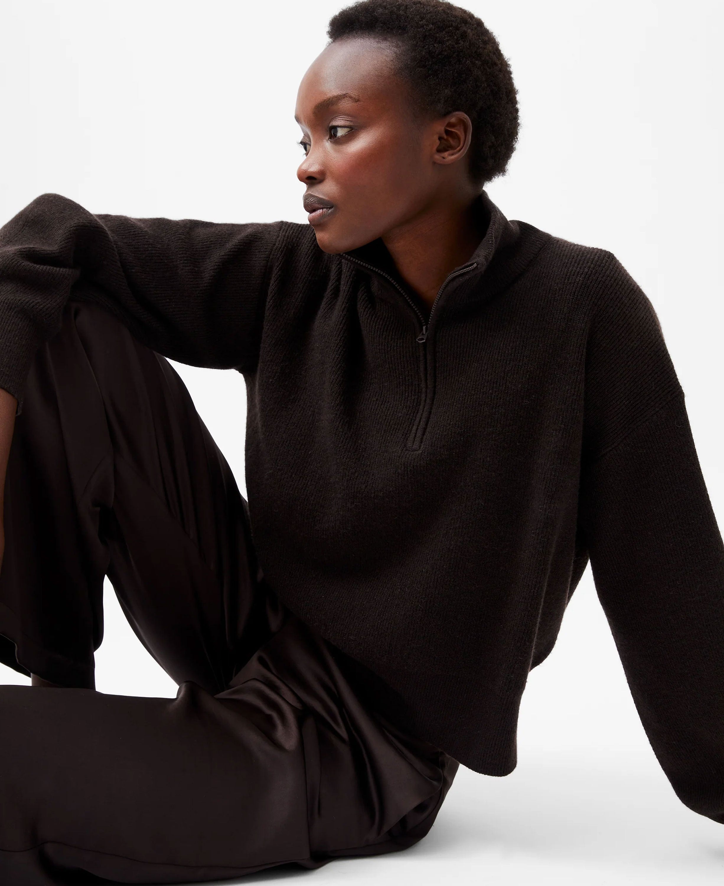 Lightweight Vhari Half Zip Jumper - Chocolate Ganache