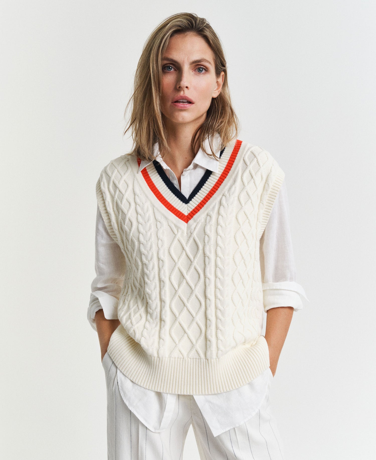 Contrast Cable Knit V-Neck Vest - Cream