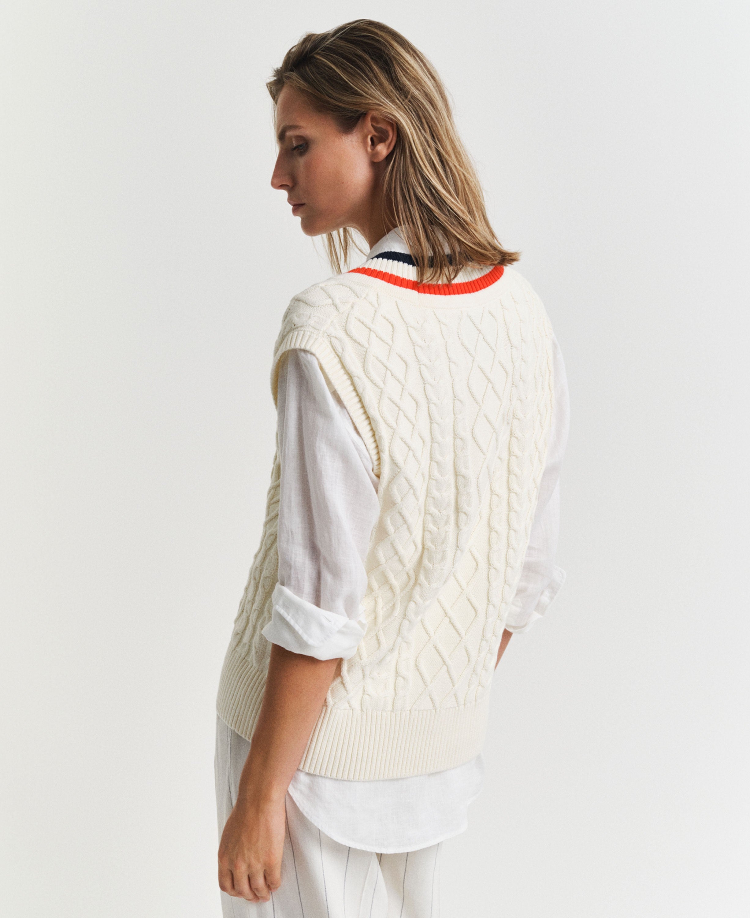 Contrast Cable Knit V-Neck Vest - Cream