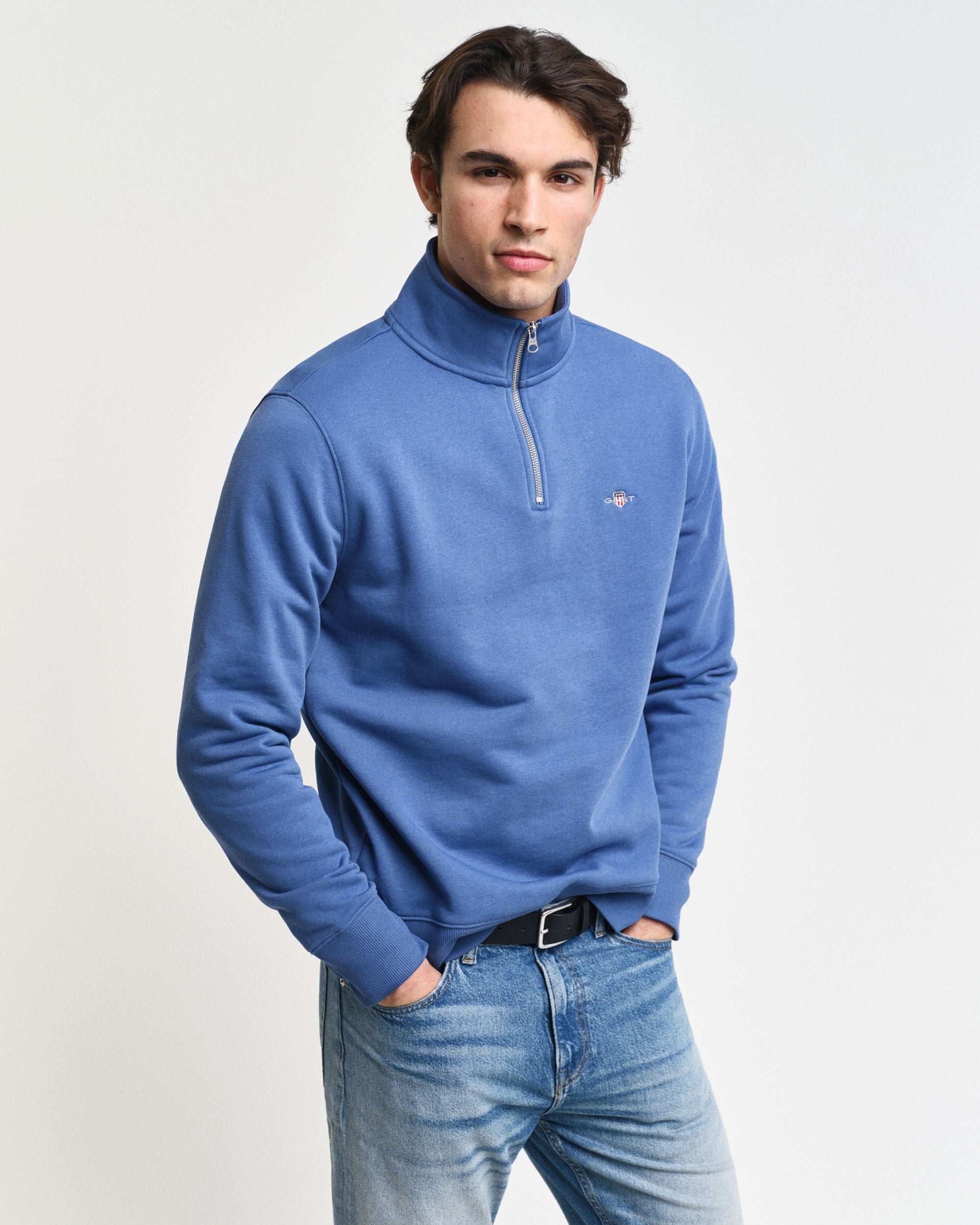 Regular Fit Shield Half Zip Sweat - Vintage Blue