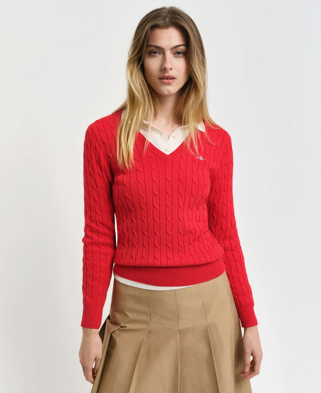 Stretch Cotton Cable V-Neck Sweater - Ruby Red