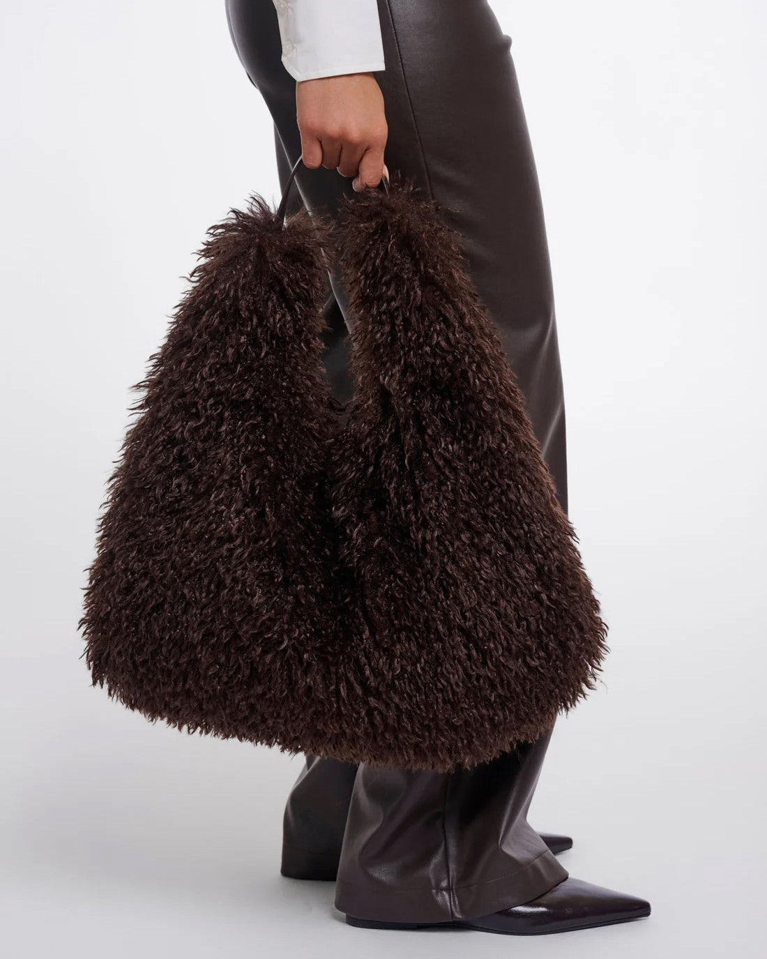 Gusta Shoulder Bag - Coffee Roast