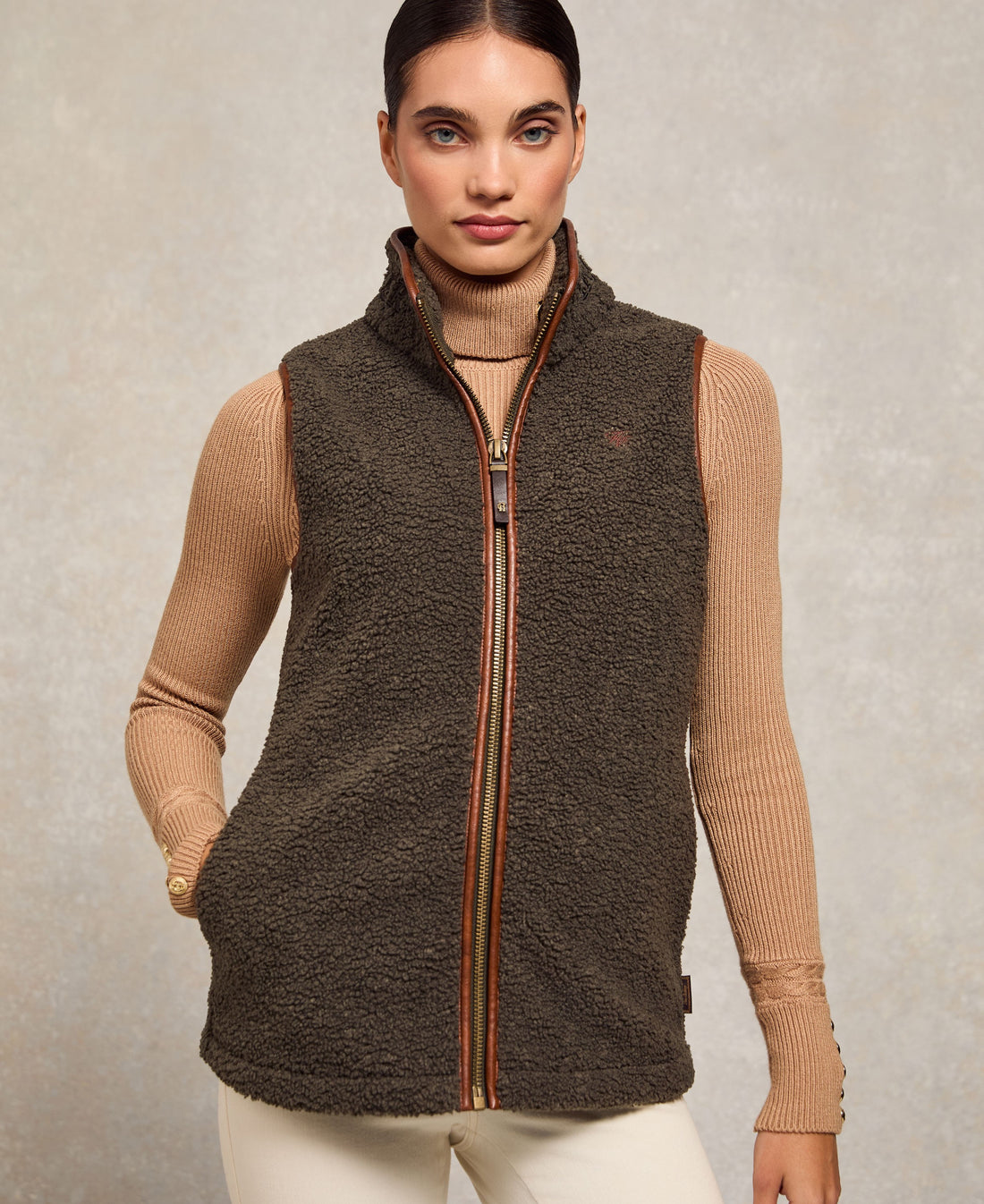 Country Fleece Gilet - Khaki Borg