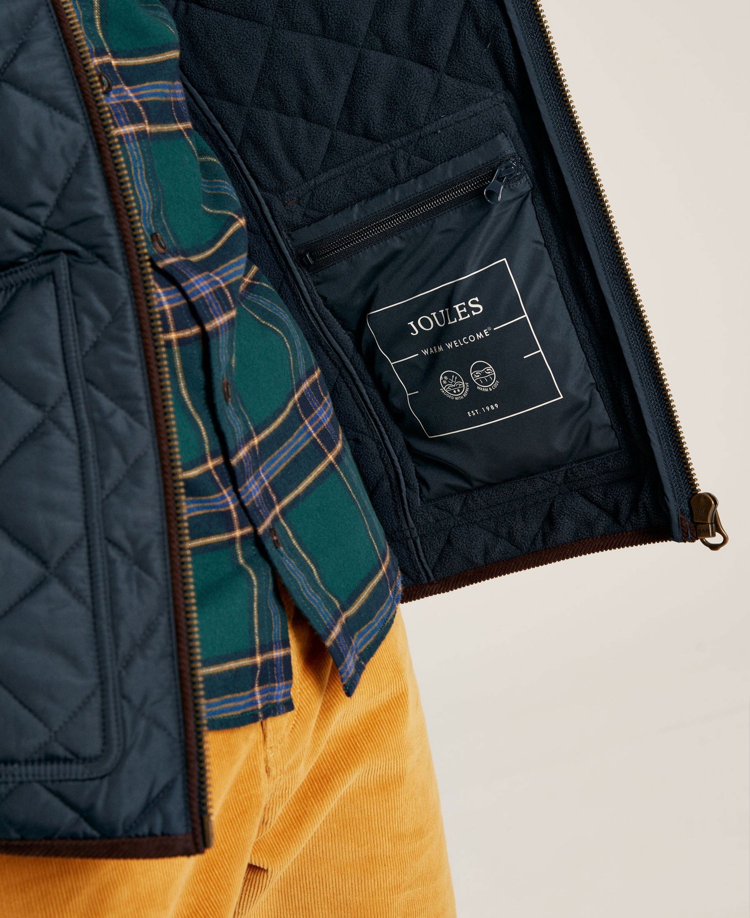 Maynard Diamond Quilted Jacket - Navy