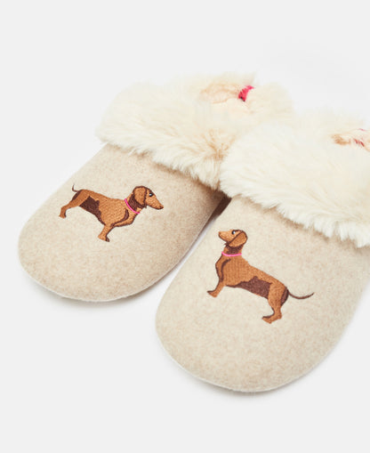 Slippet Luxe Slippers - Oatmeal Dog