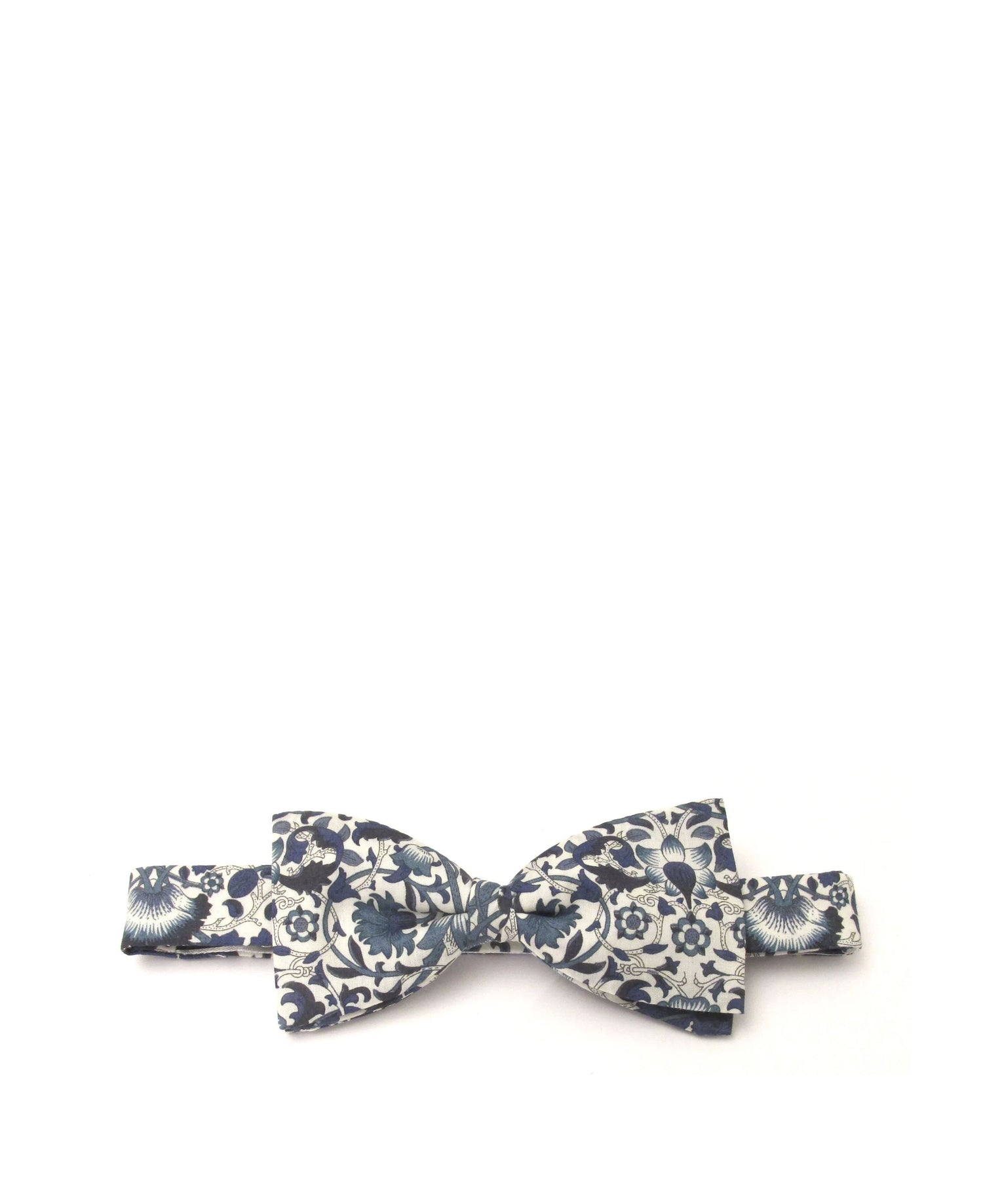 Liberty Cotton Bow Tie - Lodden Navy