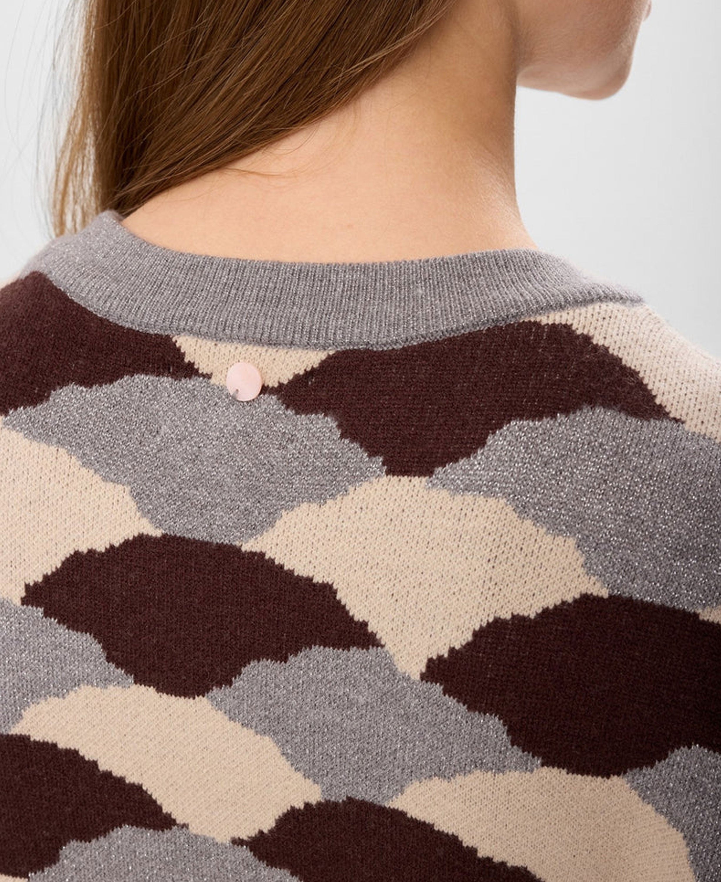 Nulila Pullover - Black Coffee