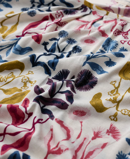 Appletree T-Shirt - Inky Botanical Chalk